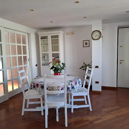 Casa Amelia 公寓 萨莱诺